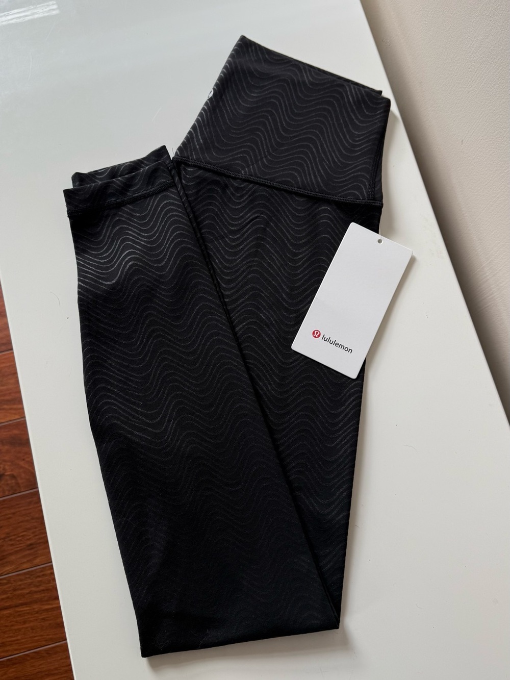 Size 8 align HR 28 Aqueous black